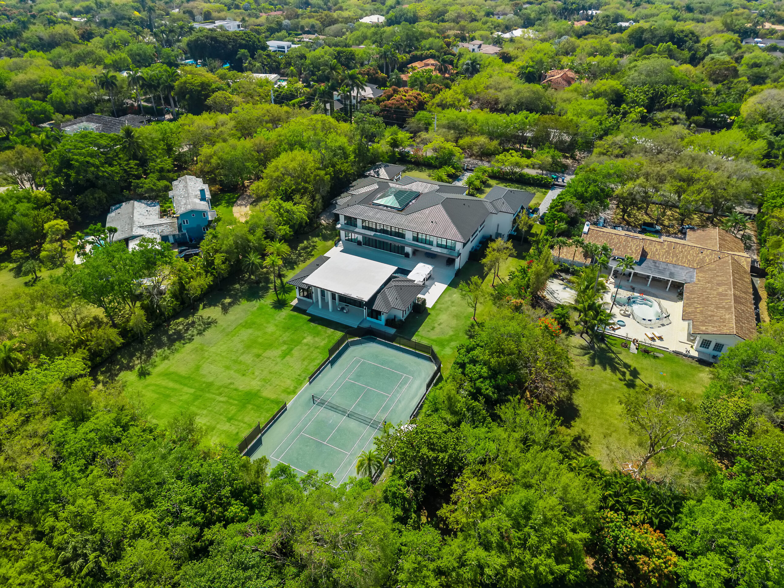Pinecrest Tennis Home