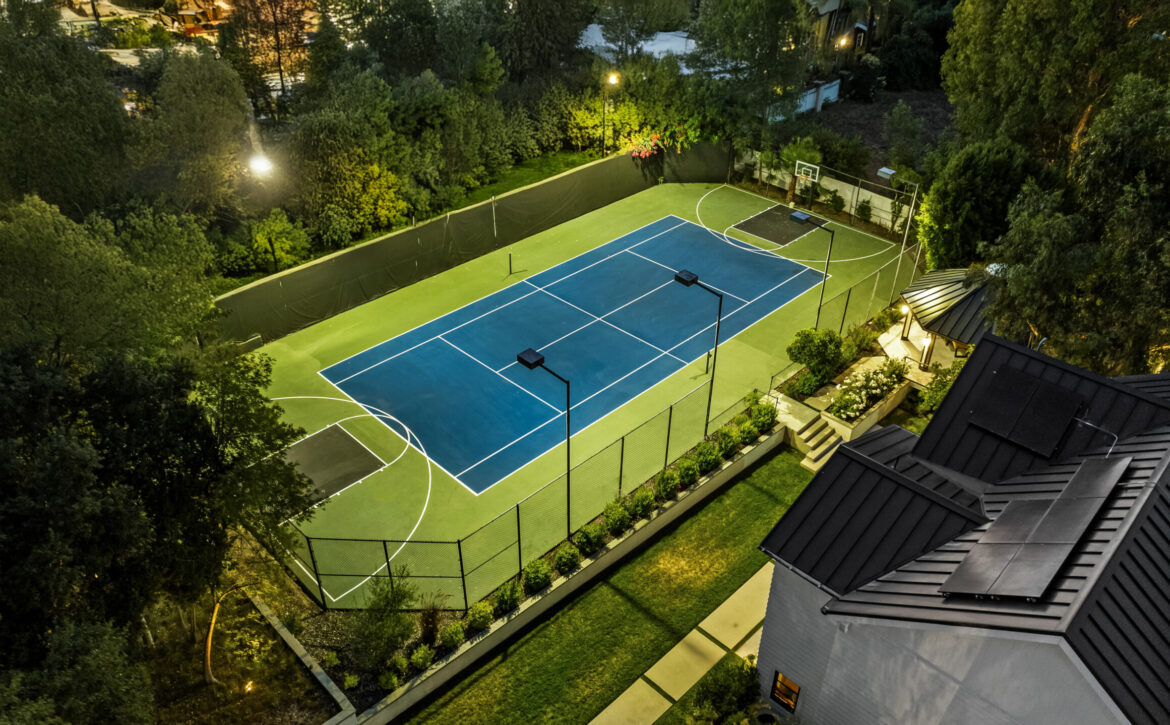 Tarzana Tennis Home