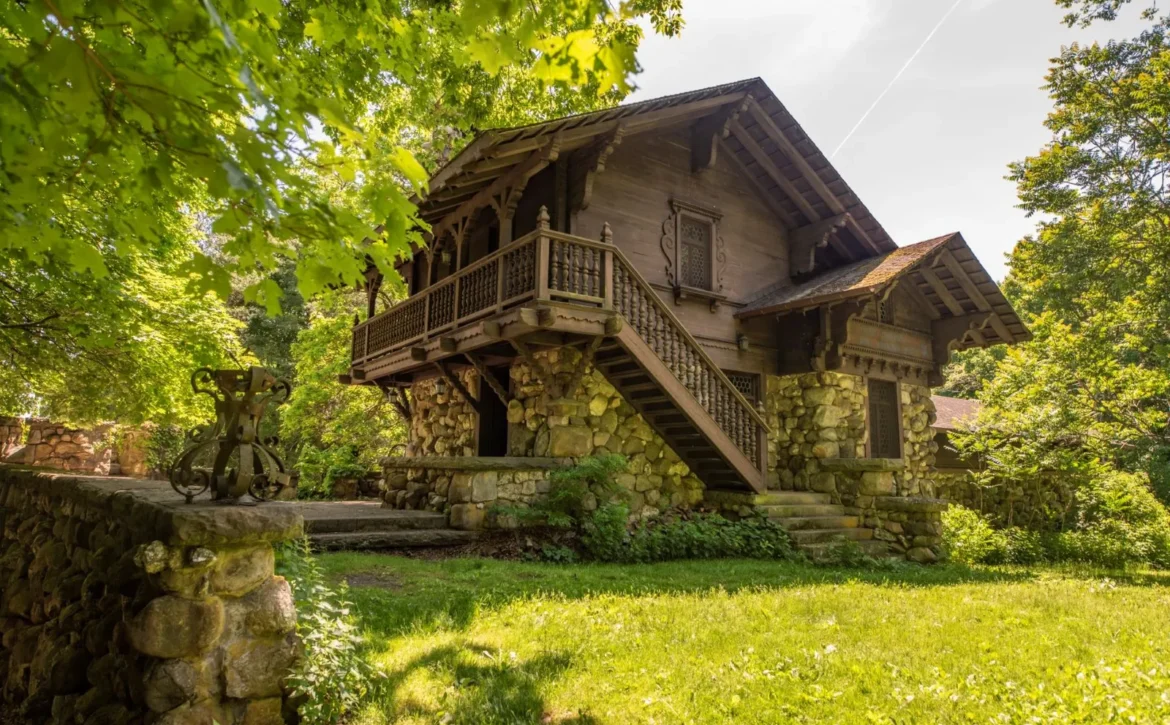 The Hitchcock Estate For Sale