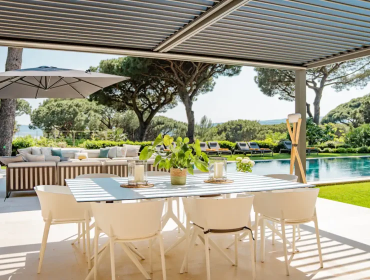 Saint-Tropez villa with tennis court and sea view for rent
