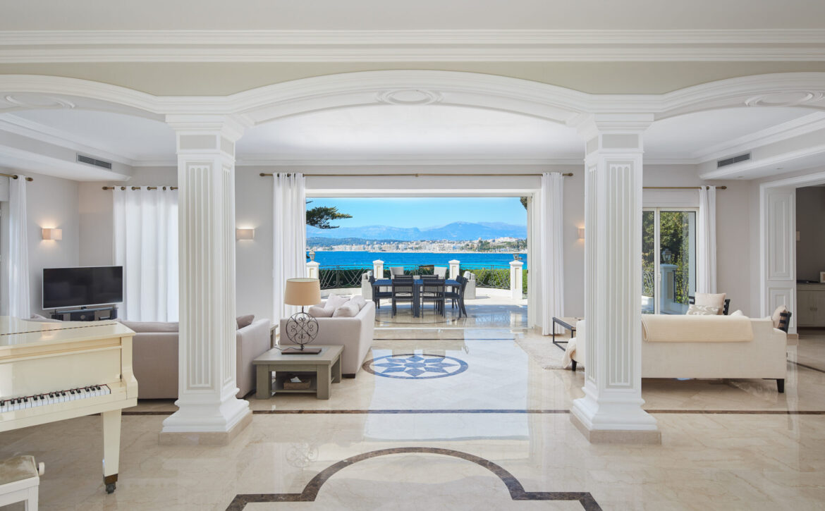 Belle Époque villa Cap d’Antibes sea view For Rent