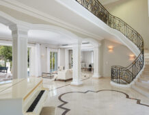 Belle Époque villa Cap d’Antibes sea view For Rent