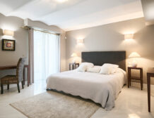 Belle Époque villa Cap d’Antibes sea view For Rent