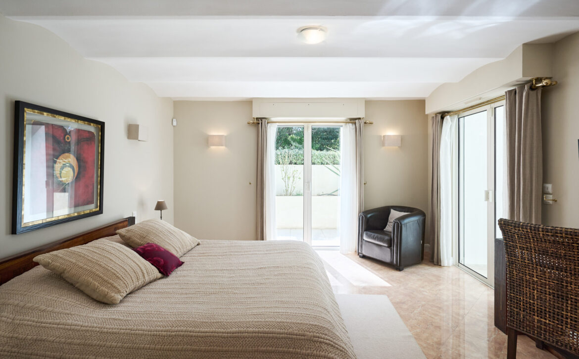 Belle Époque villa Cap d’Antibes sea view For Rent