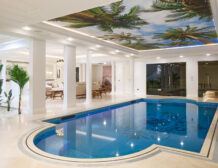 Belle Époque villa with tennis court in Cannes For Rent