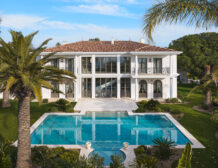 Belle Époque villa with tennis court in Cannes For Rent