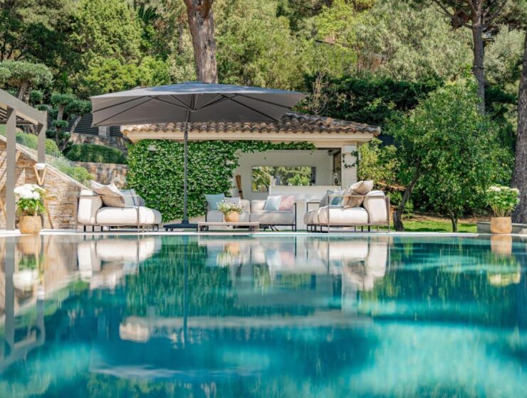 Saint-Tropez villa with tennis court and sea view for rent