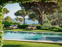 Saint-Tropez villa with tennis court and sea view for rent