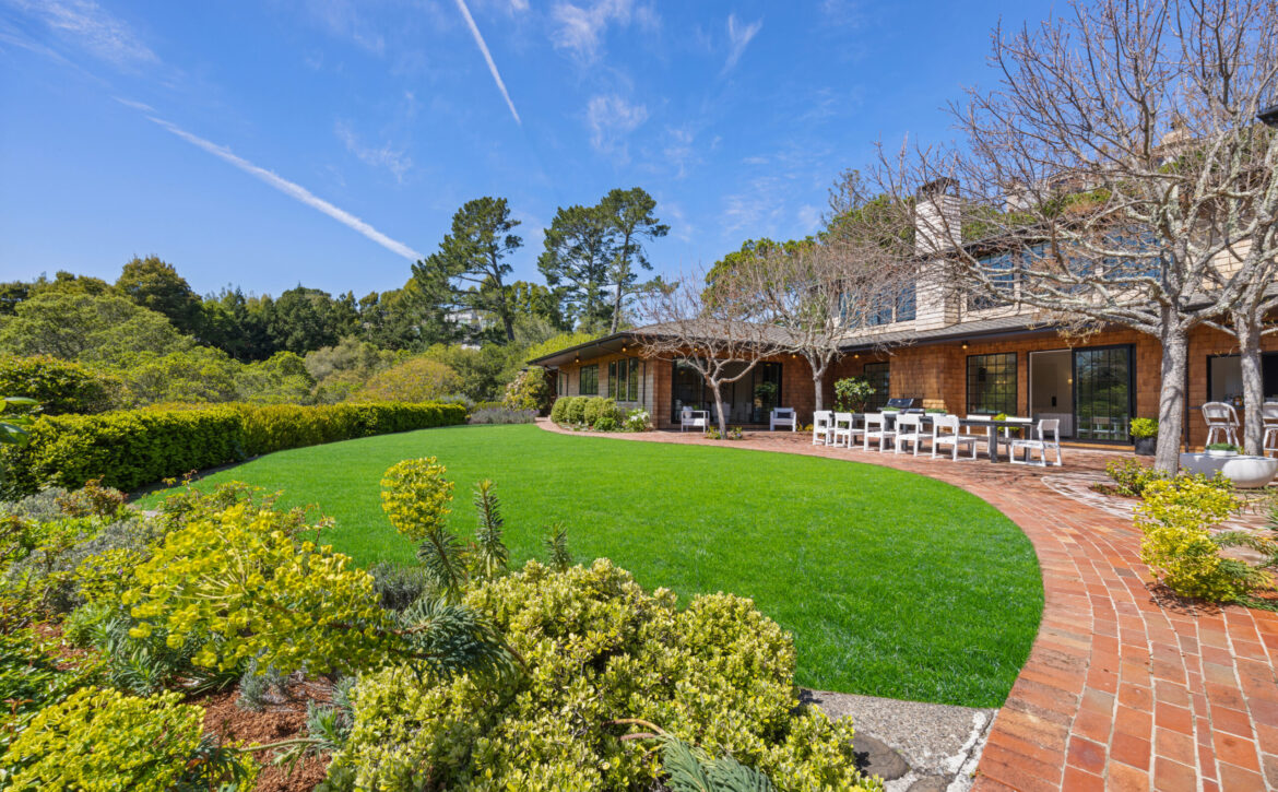 Ross luxury estate with tennis court and pool