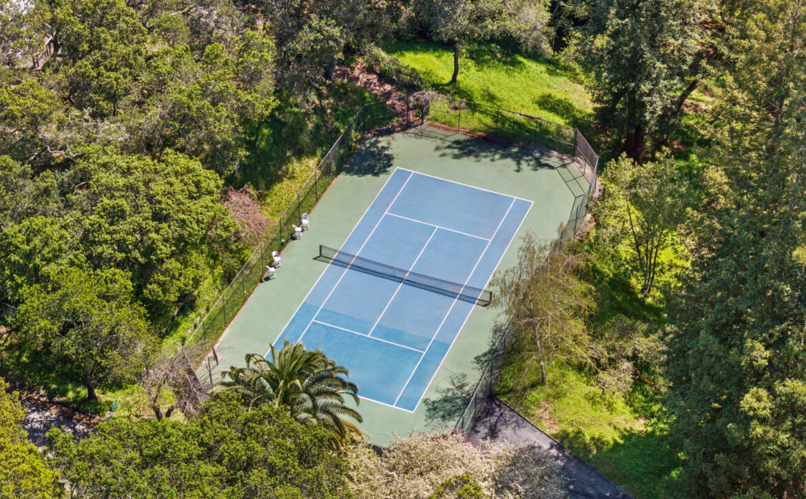 Ross luxury estate with tennis court and pool