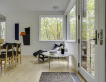 modern tennis estate in Water Mill