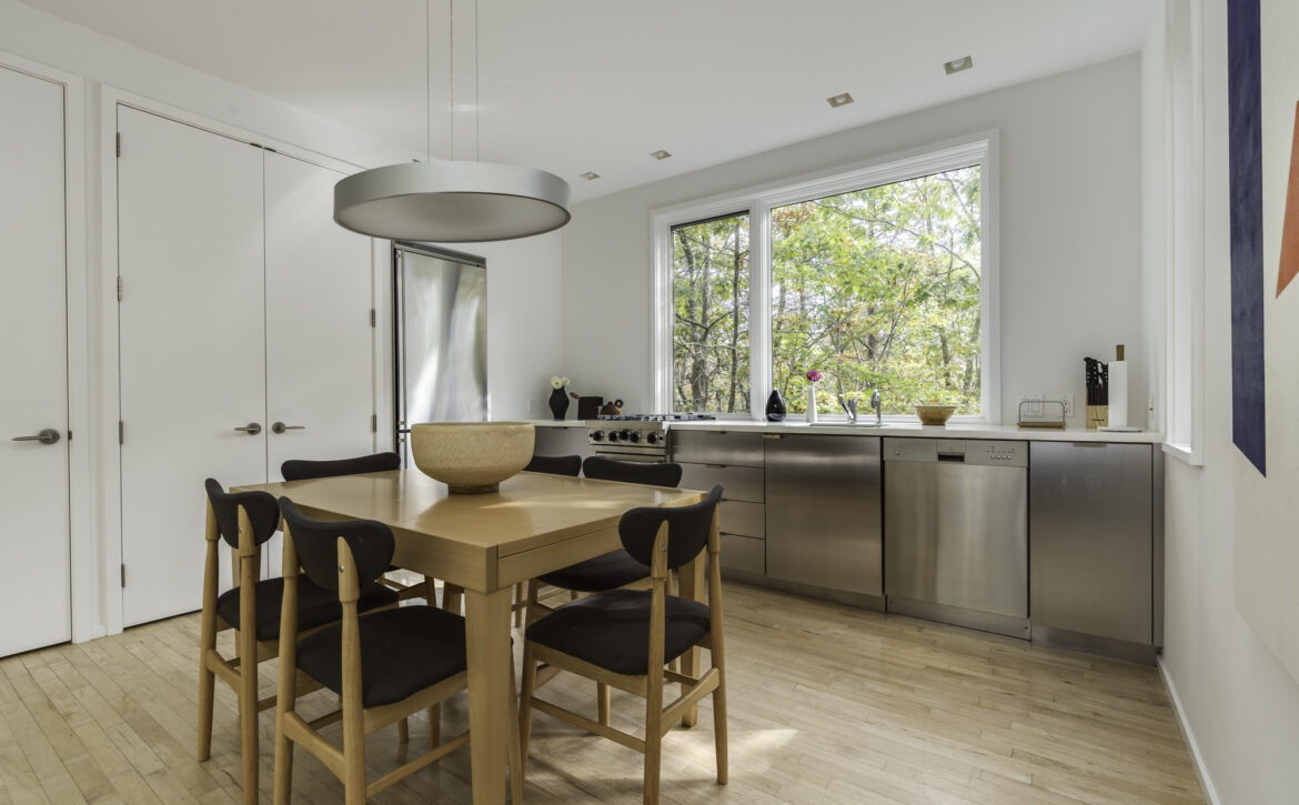 modern tennis estate in Water Mill