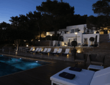 Luxury tennis villa in Ibiza with sea views