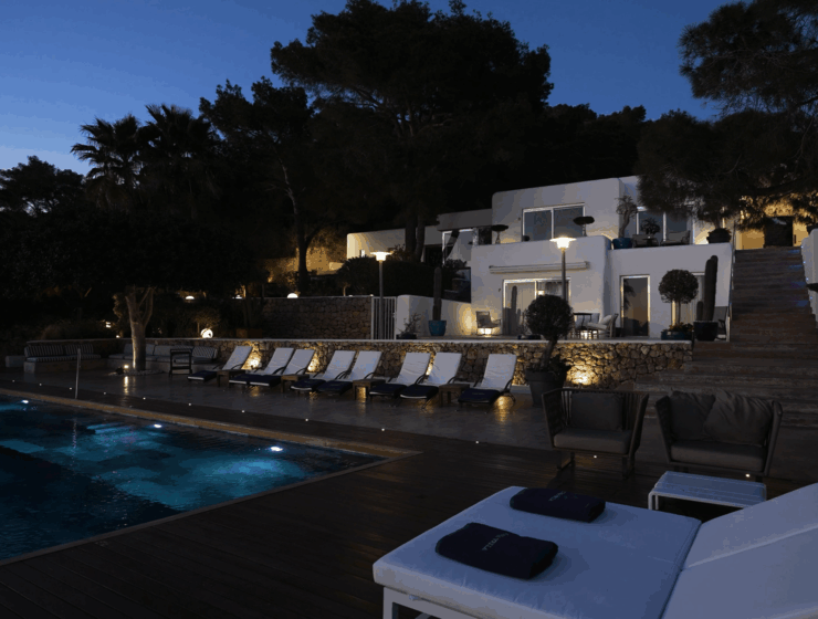 Luxury tennis villa in Ibiza with sea views