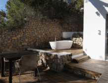 Luxury tennis villa in Ibiza with sea views