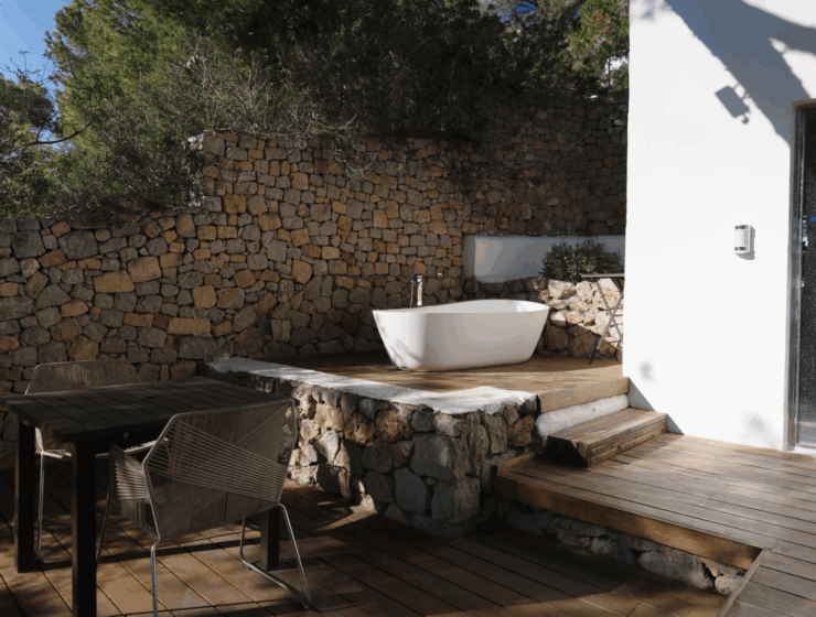 Luxury tennis villa in Ibiza with sea views