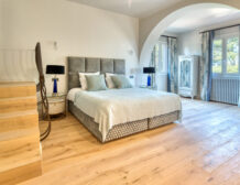 Luxury villa for sale in Mougins with sea views For Rent