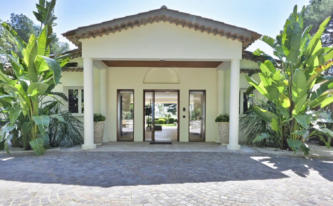 Villa Bellevue Mougins For Rent