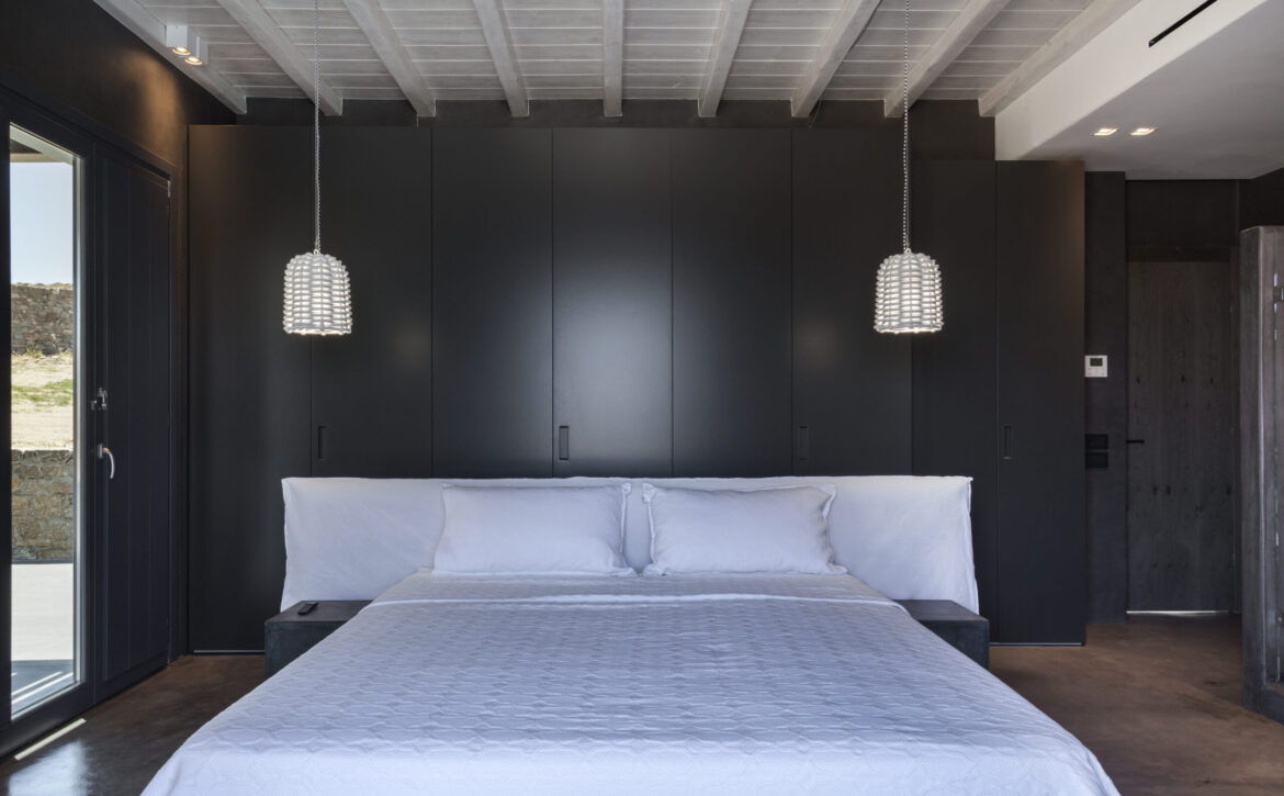 Mykonos luxury villa with tennis court and sea view