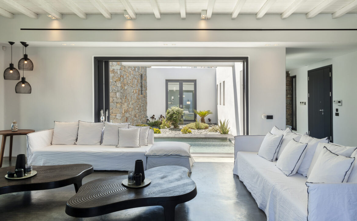 Mykonos luxury villa with tennis court and sea view