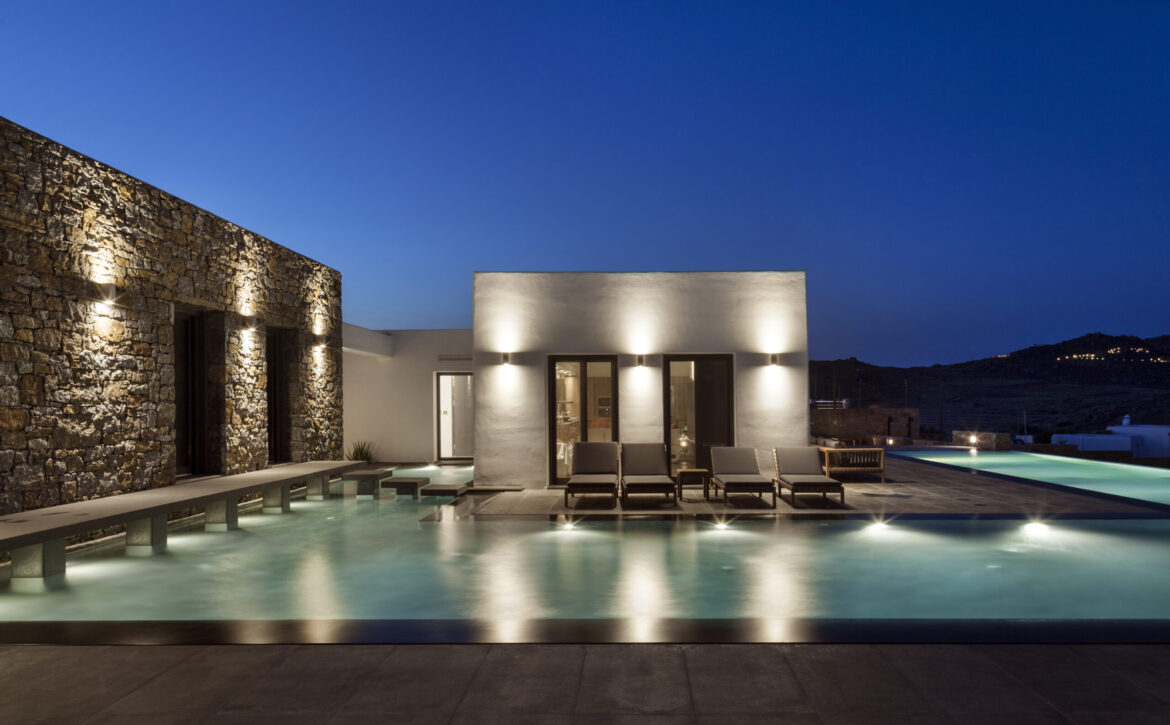 Mykonos luxury villa with tennis court and sea view