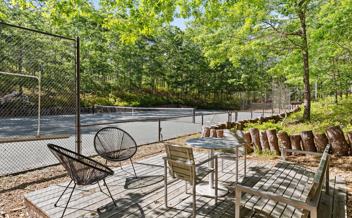 modern tennis estate in Water Mill