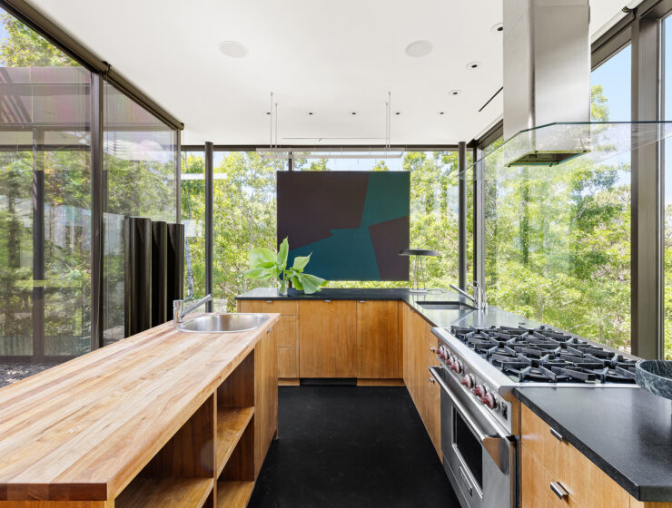 modern tennis estate in Water Mill