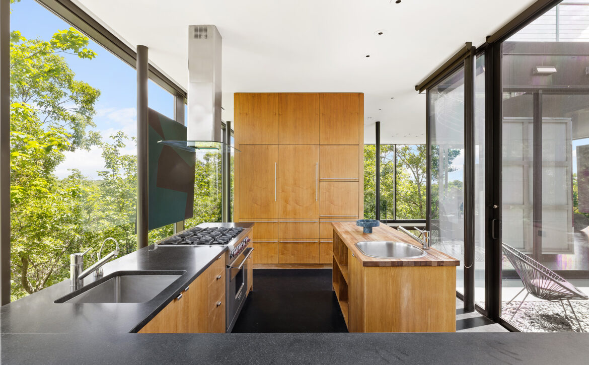 modern tennis estate in Water Mill