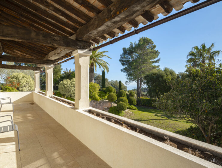 Luxury sea view villa with tennis court French Riviera for rent