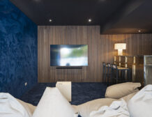 Luxury sea view villa with tennis court French Riviera for rent