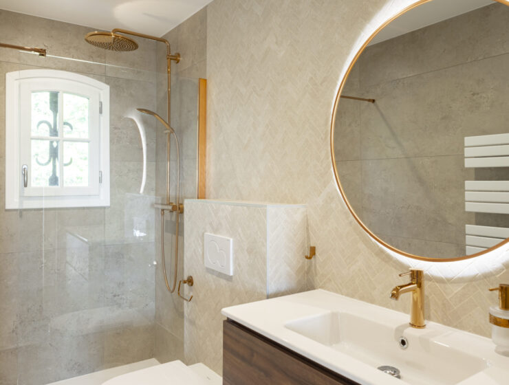 Luxury sea view villa with tennis court French Riviera for rent