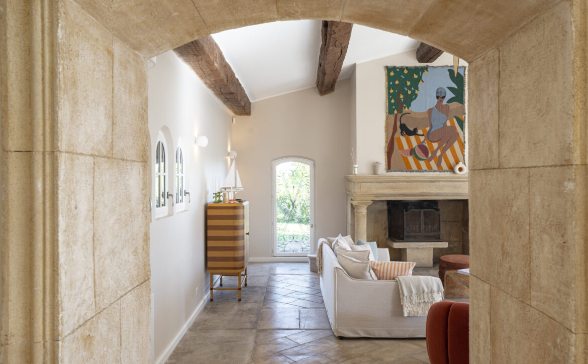 Luxury sea view villa with tennis court French Riviera for rent