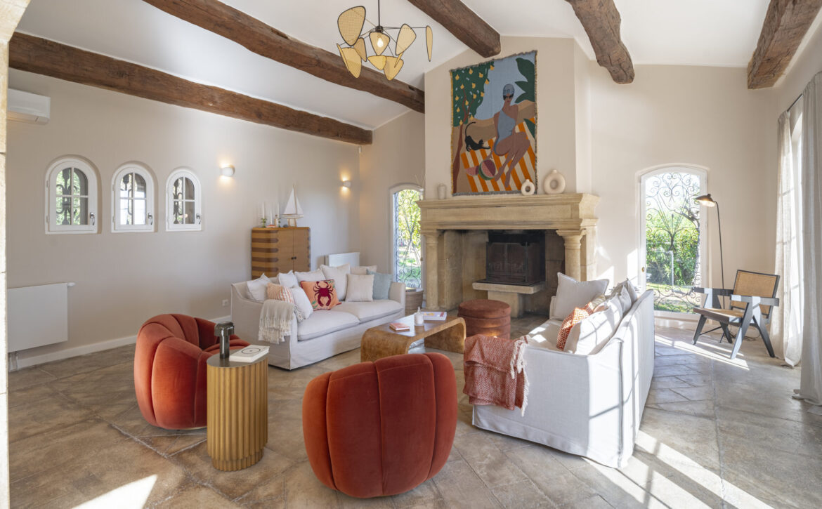 Luxury sea view villa with tennis court French Riviera for rent