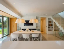 Saint-Tropez villa with tennis court and sea view for rent