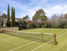 Luxury tennis villa for rent in Terre Blanche Provence