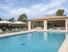 Luxury tennis villa for rent in Terre Blanche Provence