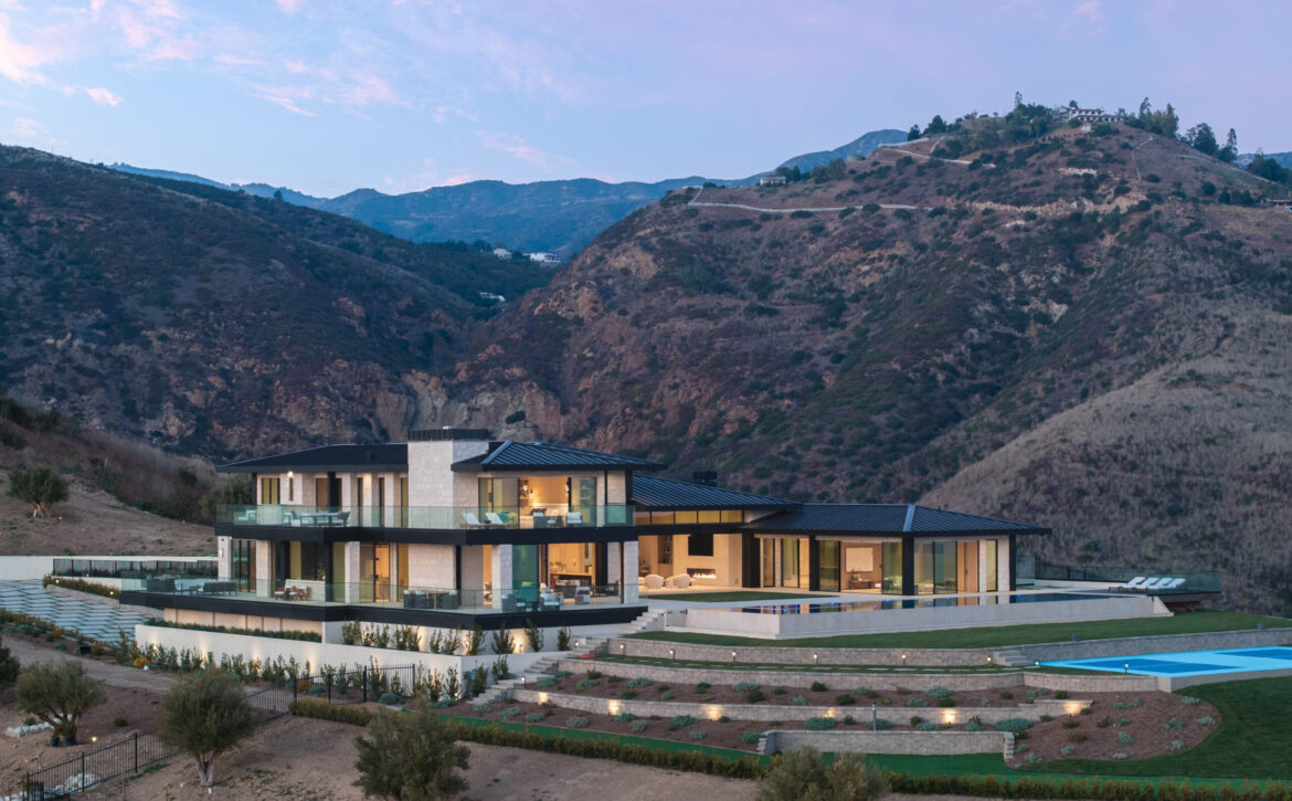 Luxury oceanview estate Malibu