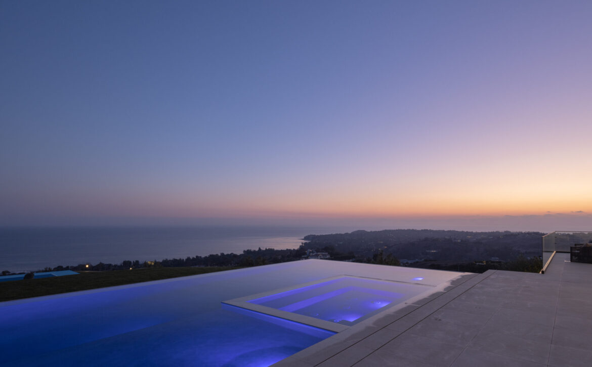 Luxury oceanview estate Malibu