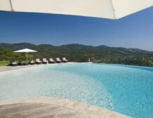 Fréjus luxury estate with tennis court