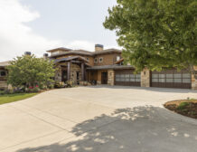 Colorado luxury estate with tennis court and barn