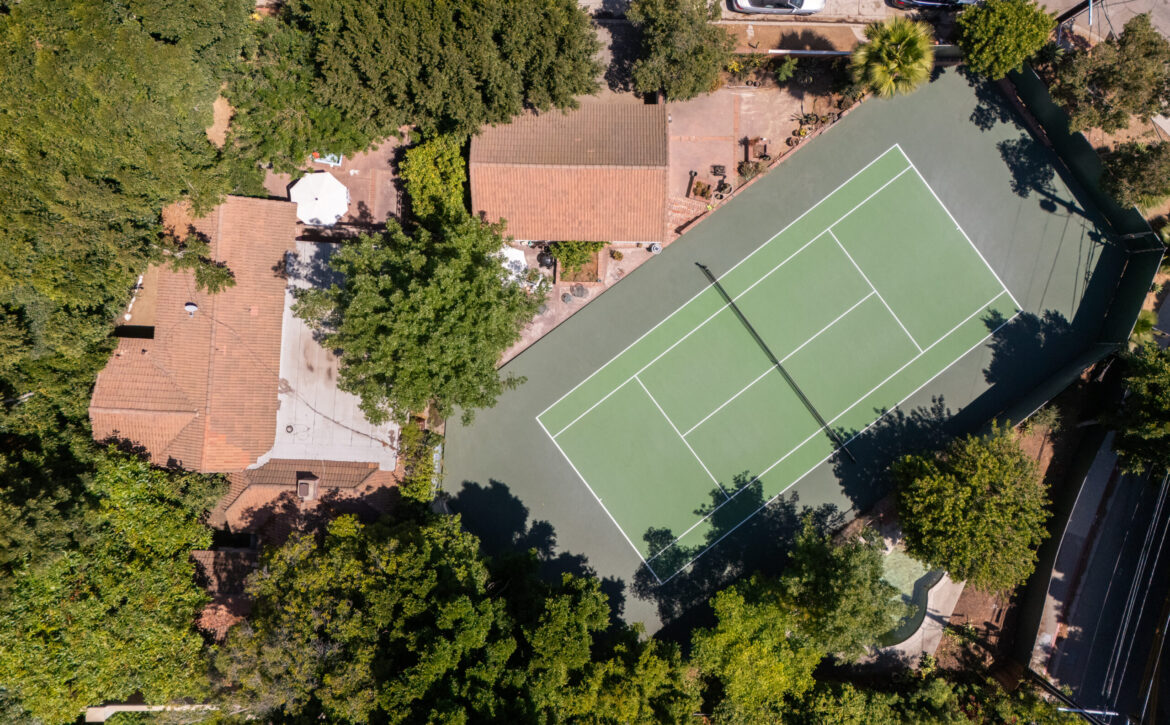 Beverly Hills tennis court home