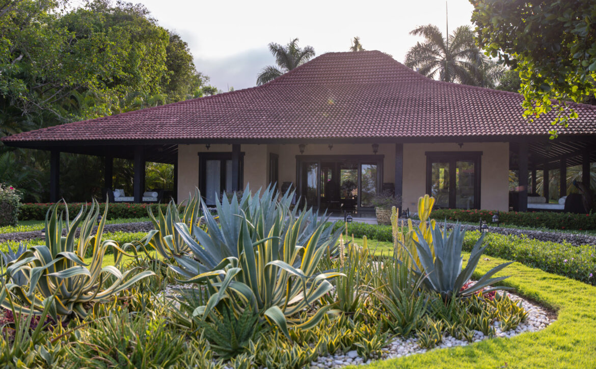 The Tennis Villa in Cabrera