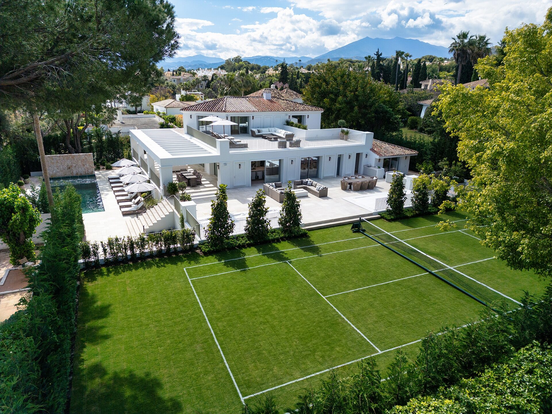 Grass Tennis Villa Marbella