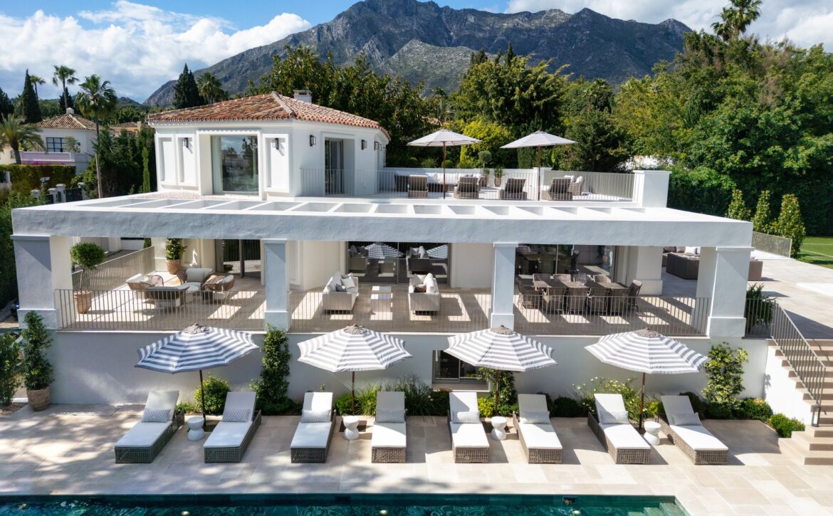 Grass Tennis Villa Marbella